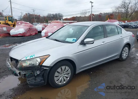 2011 Honda Accord 2.4 Lx z USA, uszkodzony, nr VIN 1HGCP2F38BA016080
